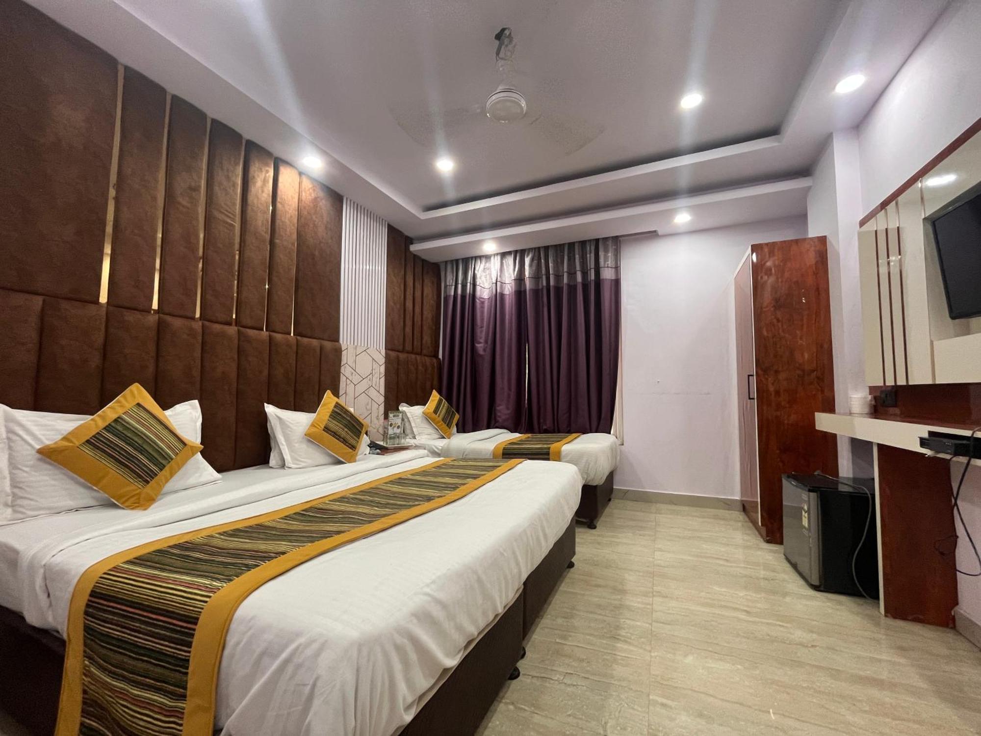 Hotel Embassy Near Rk Ashram Metro New Delhi Luaran gambar